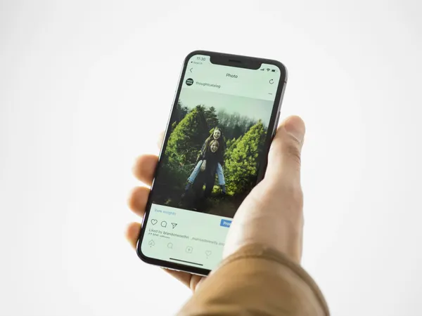 OnlyFans vs My.Club for Fans (2026)